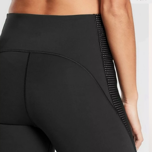Athleta Hiit It 9” Bike Shorts - Picture 7 of 13